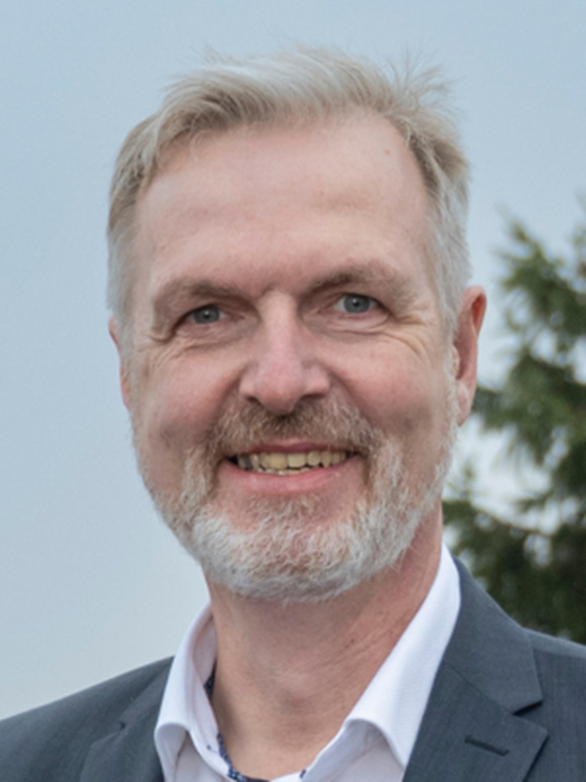 Roland Knillmann